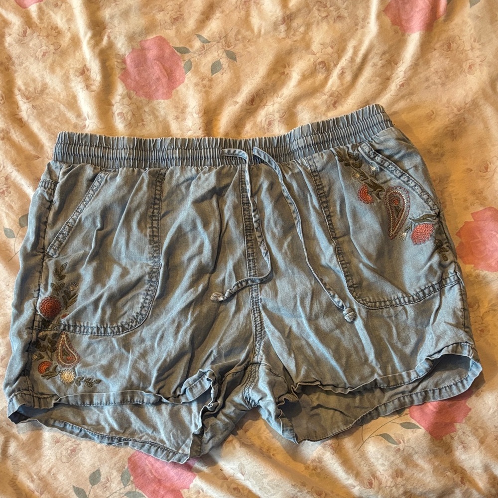 Knox Rose Light Blue Embroidered Women's Cargo Shorts